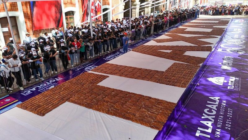 "Un récord Guinness histórico para Tlaxcala: la artesanía local supera todos los límites al crear el pan de fiesta más grande del mundo"